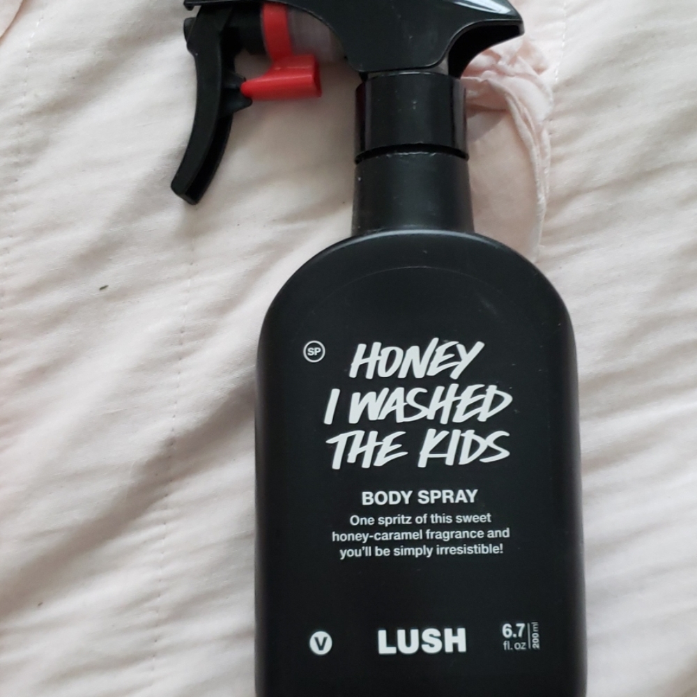 Lush body spray